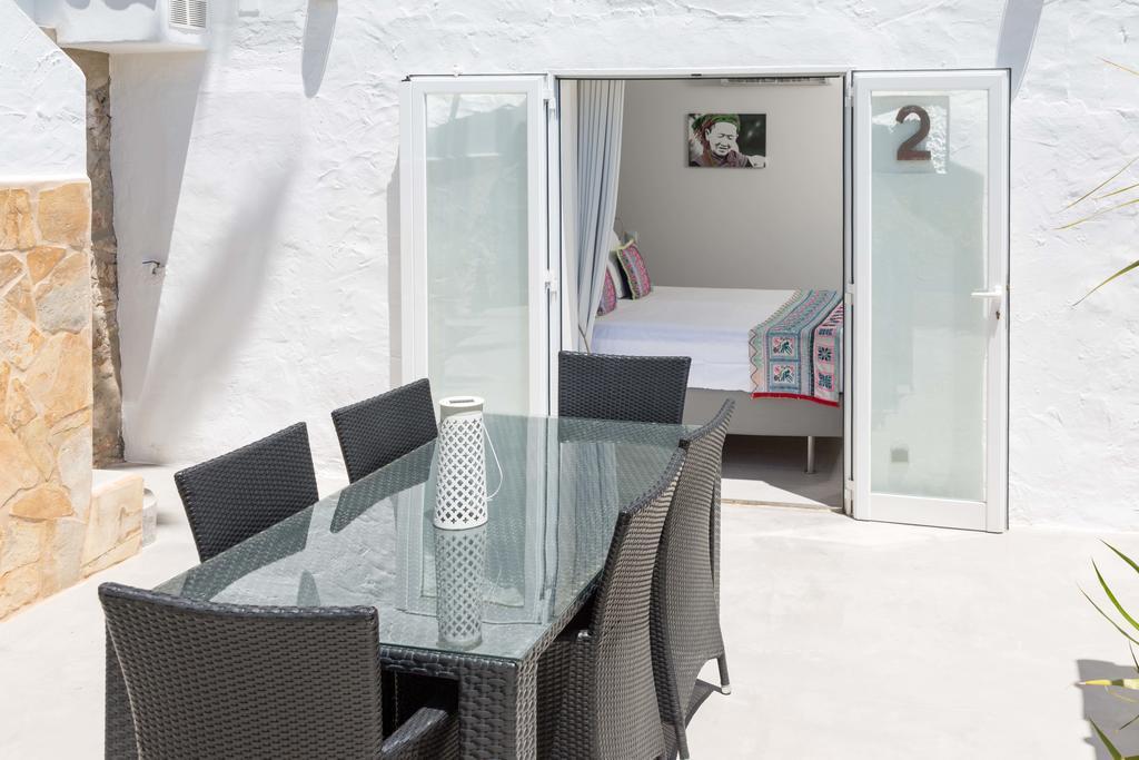 Luxury Two-Bedroom Apartment,407768985:JPEG